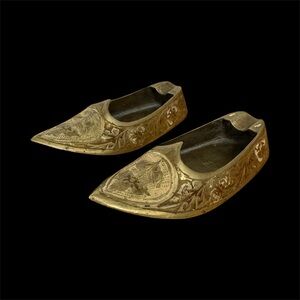 Vintage Brass Aladdin Shoe Ashtrays / Trinket Dishes Set of 2